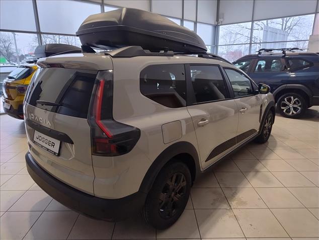 Dacia JOGGER Jogger 1.8 Full Hybrid 155 Extreme MMT 7os. 2026