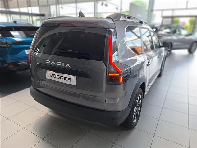 Dacia JOGGER Jogger 1.8 Full Hybrid 155 Journey MMT 2025