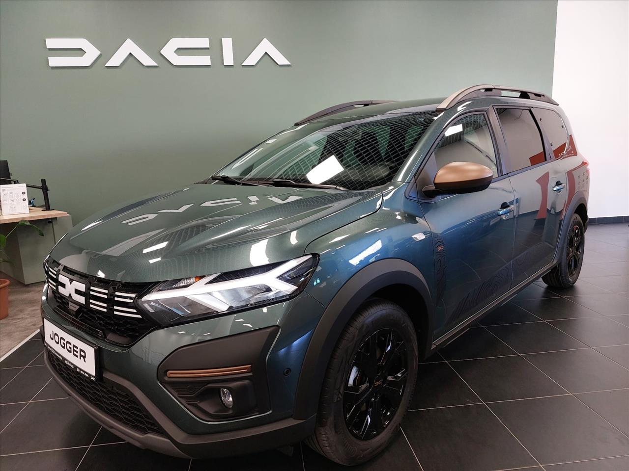 Dacia JOGGER Jogger 1.6 Full Hybrid 140 Extreme MMT 7os. 2024