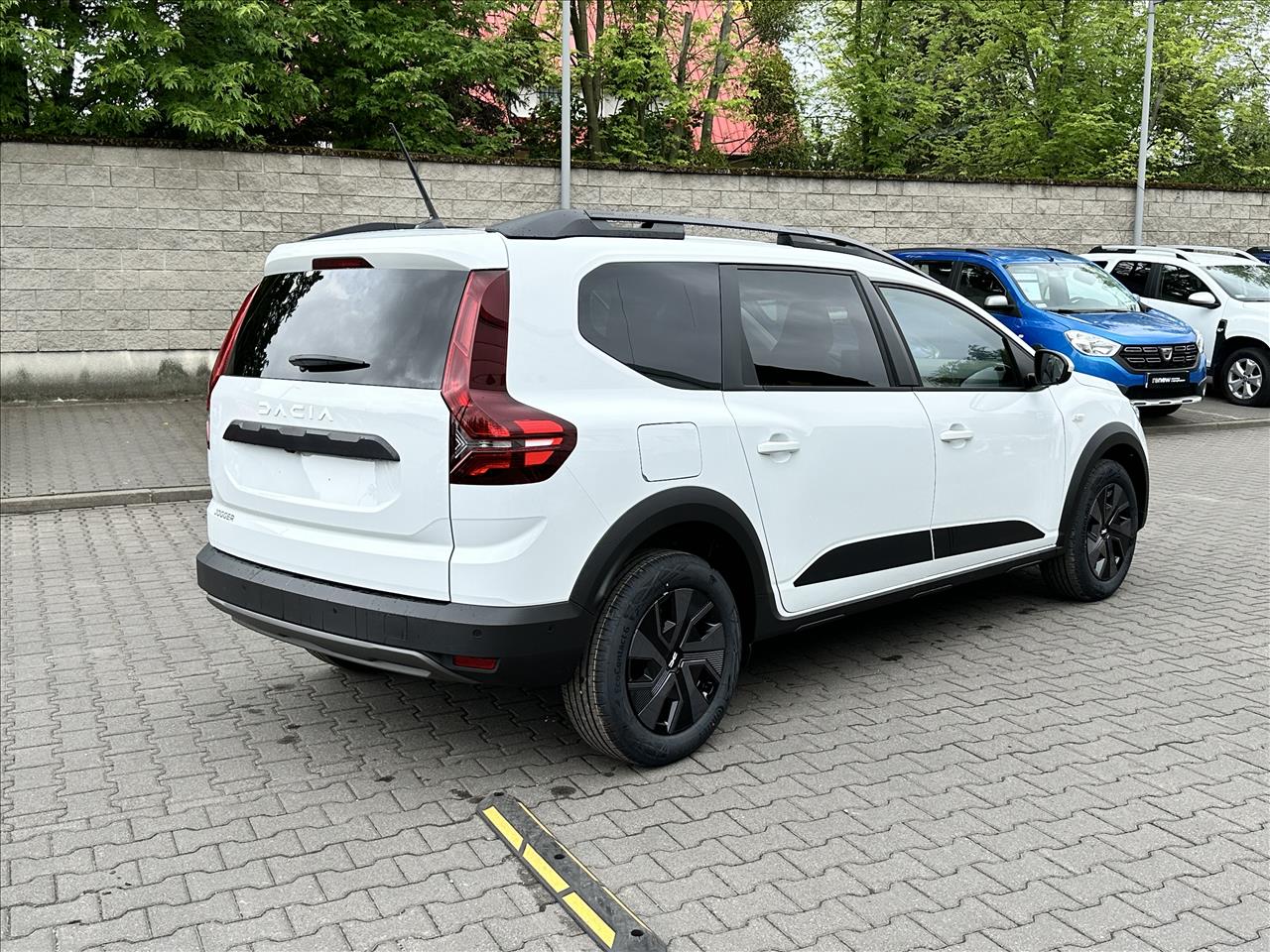 Dacia JOGGER Jogger 1.6 Full Hybrid 140 Expression MMT 2024