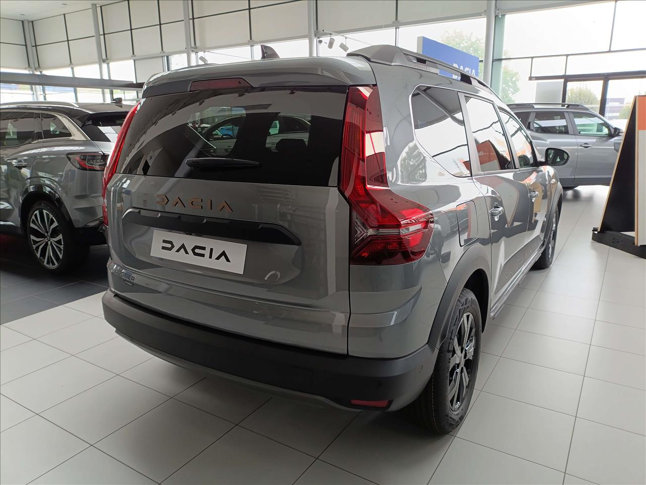 Dacia JOGGER Jogger 1.6 Full Hybrid 140 Extreme MMT 2024